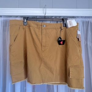 NWT Skirt